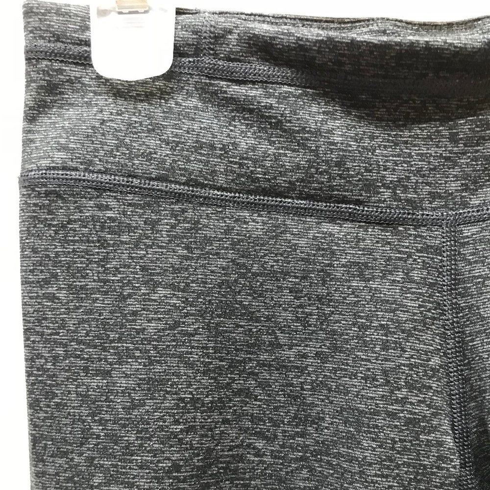 Under Armour Capri Crop Leggings